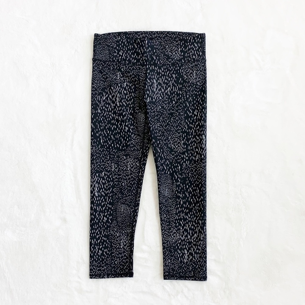 Fabletics Mid Rise Printed Powerhold Crop Leggings - Picture 4 of 7
